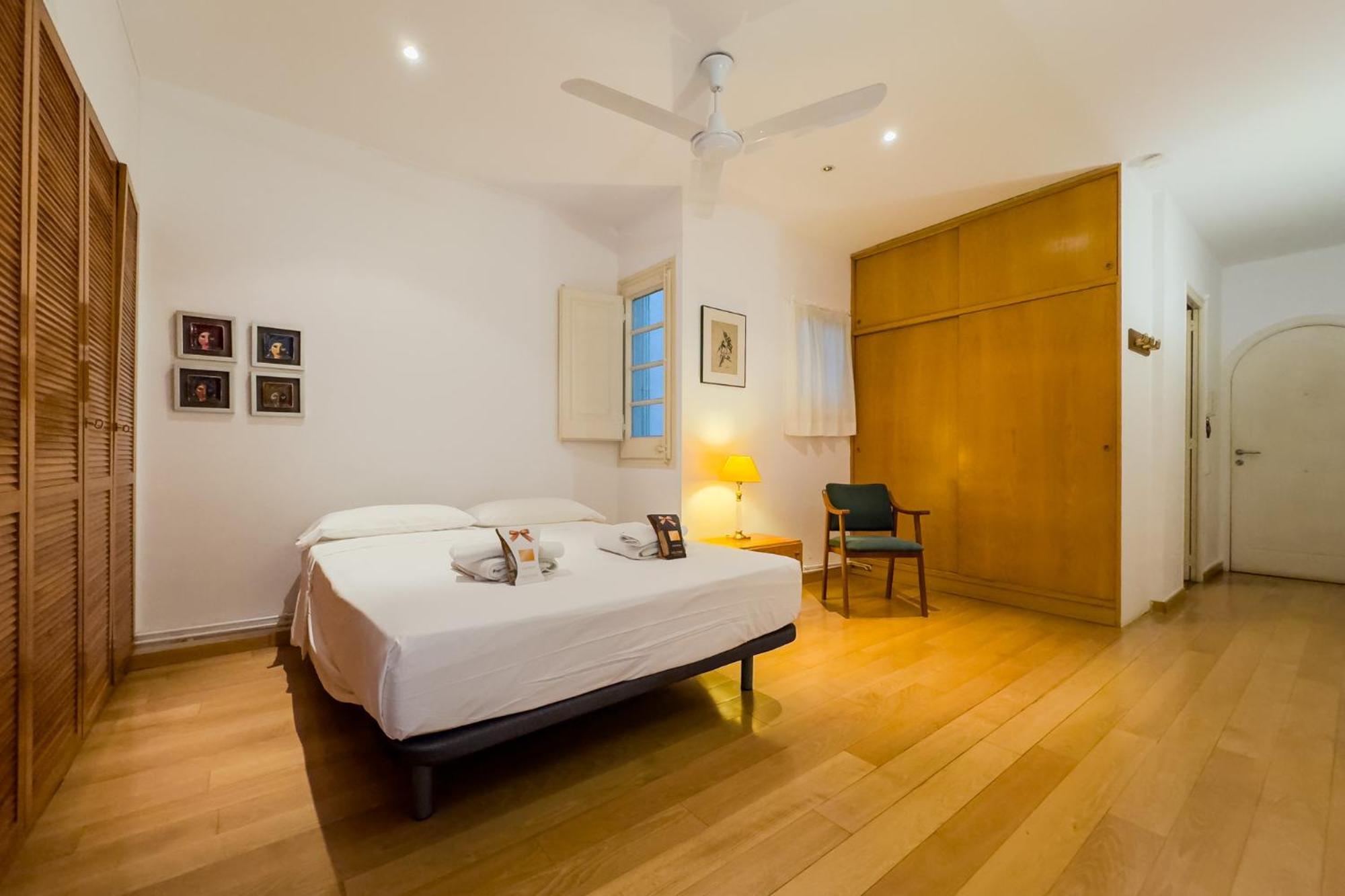 Enrique Granados Apartment Barcelona Exterior photo