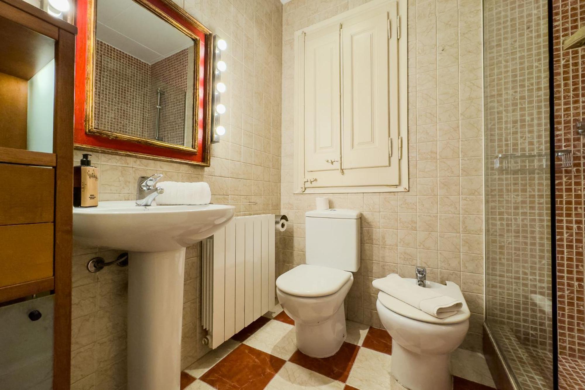 Enrique Granados Apartment Barcelona Exterior photo