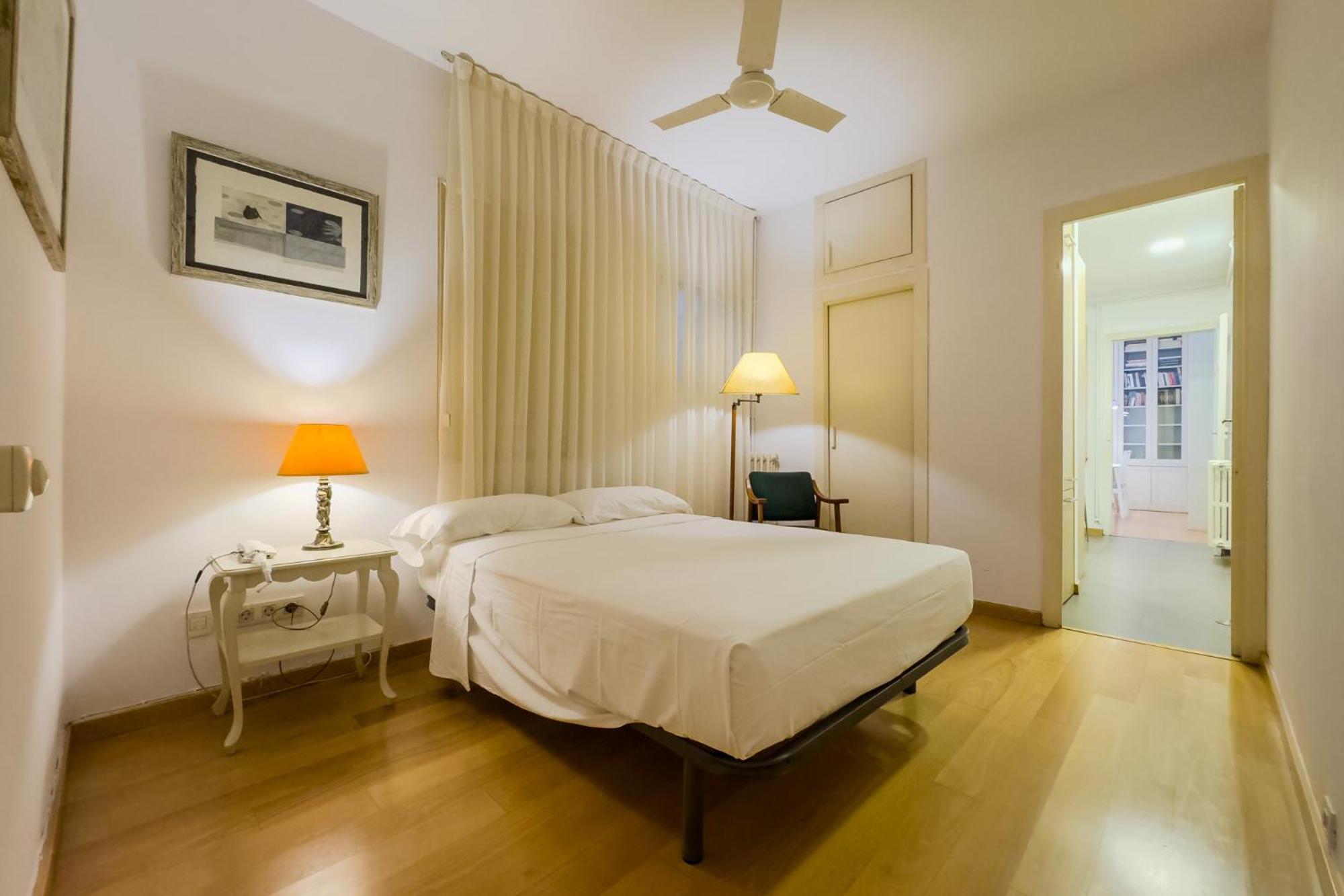 Enrique Granados Apartment Barcelona Exterior photo