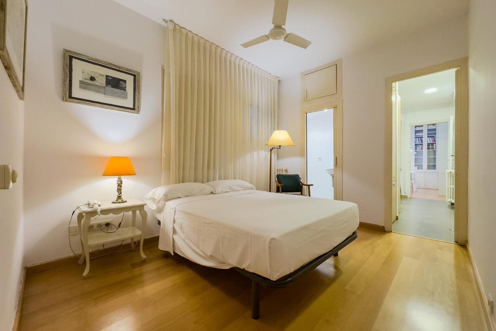 Enrique Granados Apartment Barcelona Exterior photo