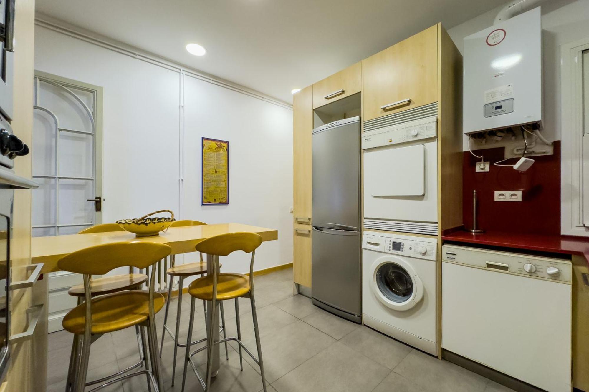 Enrique Granados Apartment Barcelona Exterior photo