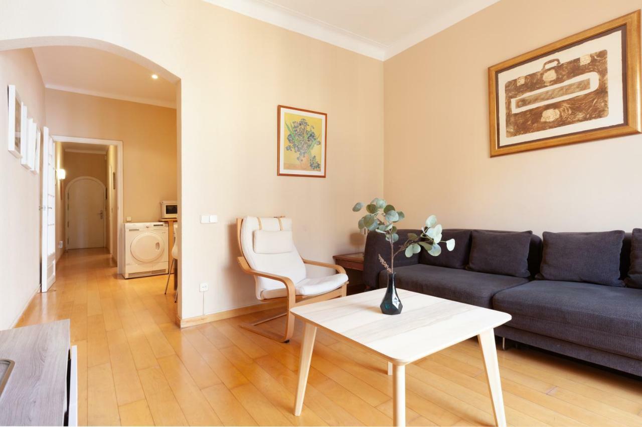 Enrique Granados Apartment Barcelona Exterior photo